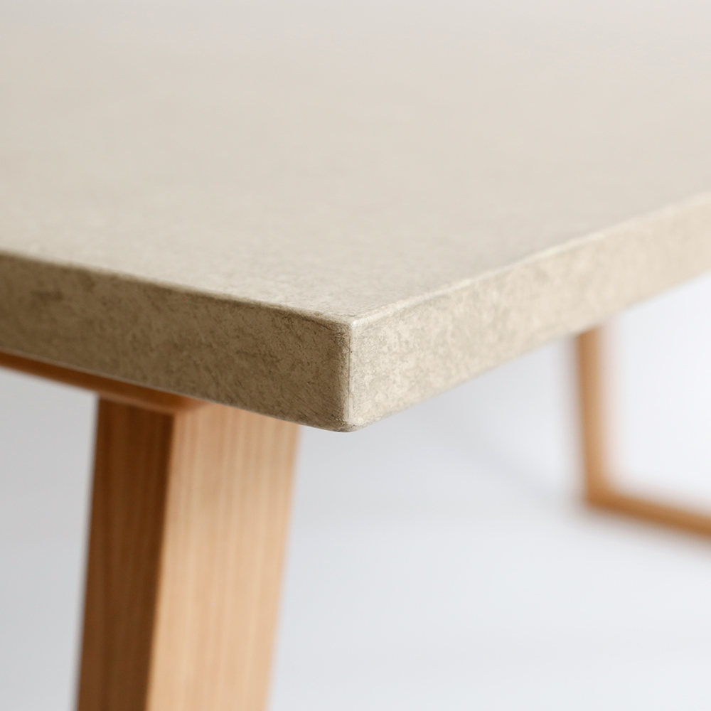 アクルテック ダイニングテーブル（横幅160 x 奥行85 cm