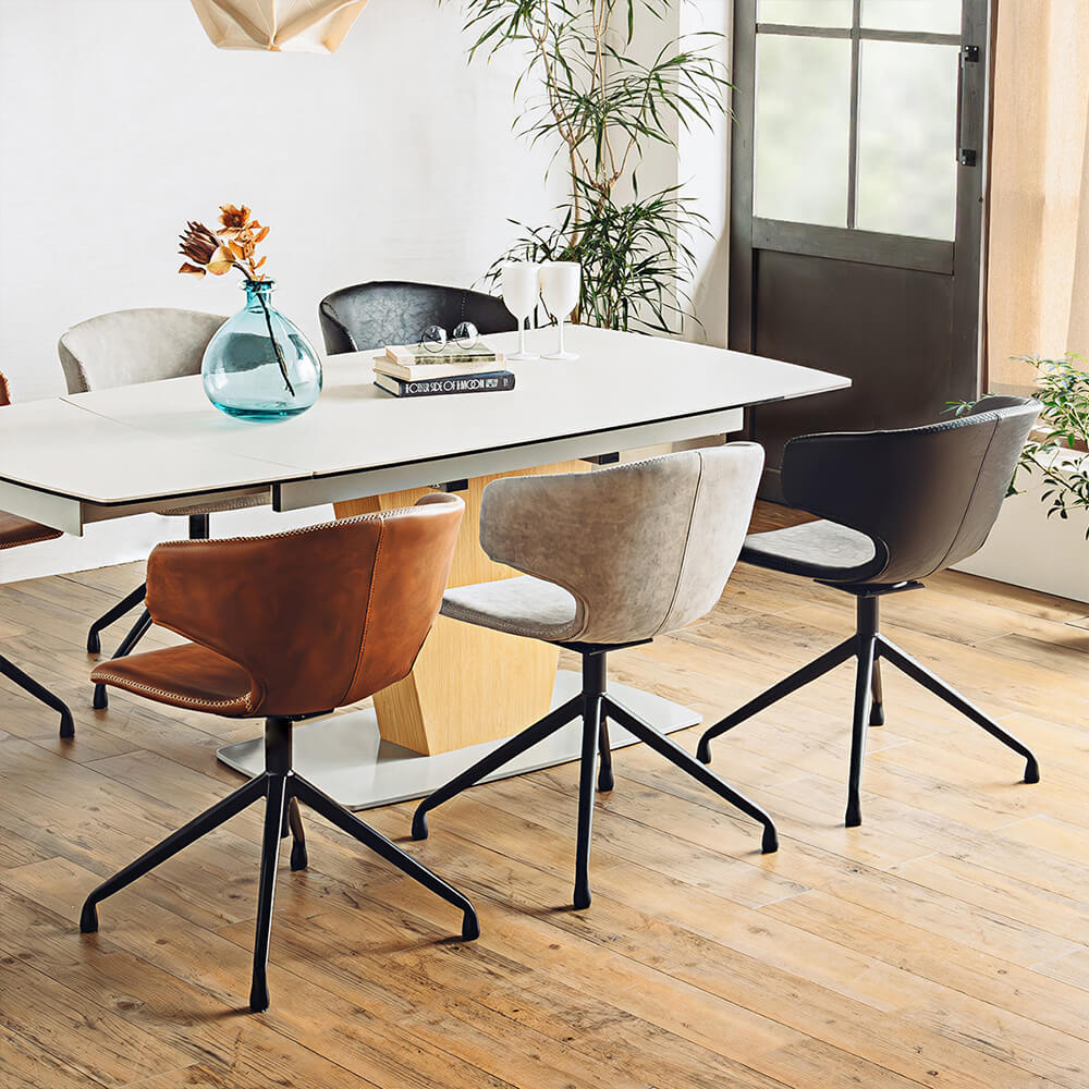 ARM（アーマー）ラウンド（回転）チェア（ブラック） - ダイニング