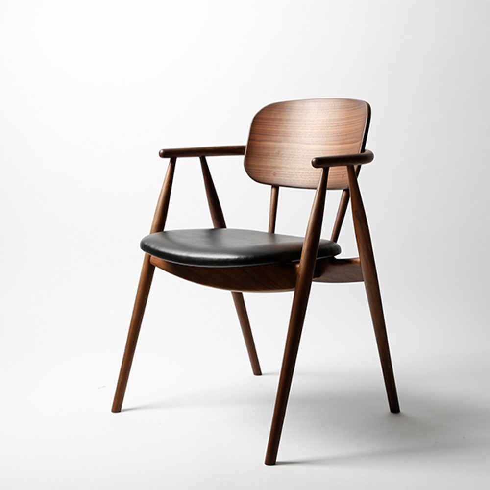 TRUNK2（トランクツー）ダイニングチェア DC2（ウォールナット