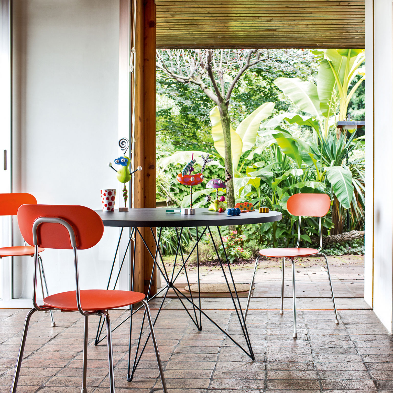 MAGIS（マジス）XZ3 Tavolo テーブル ラウンド Φ120 ブラック×クローム