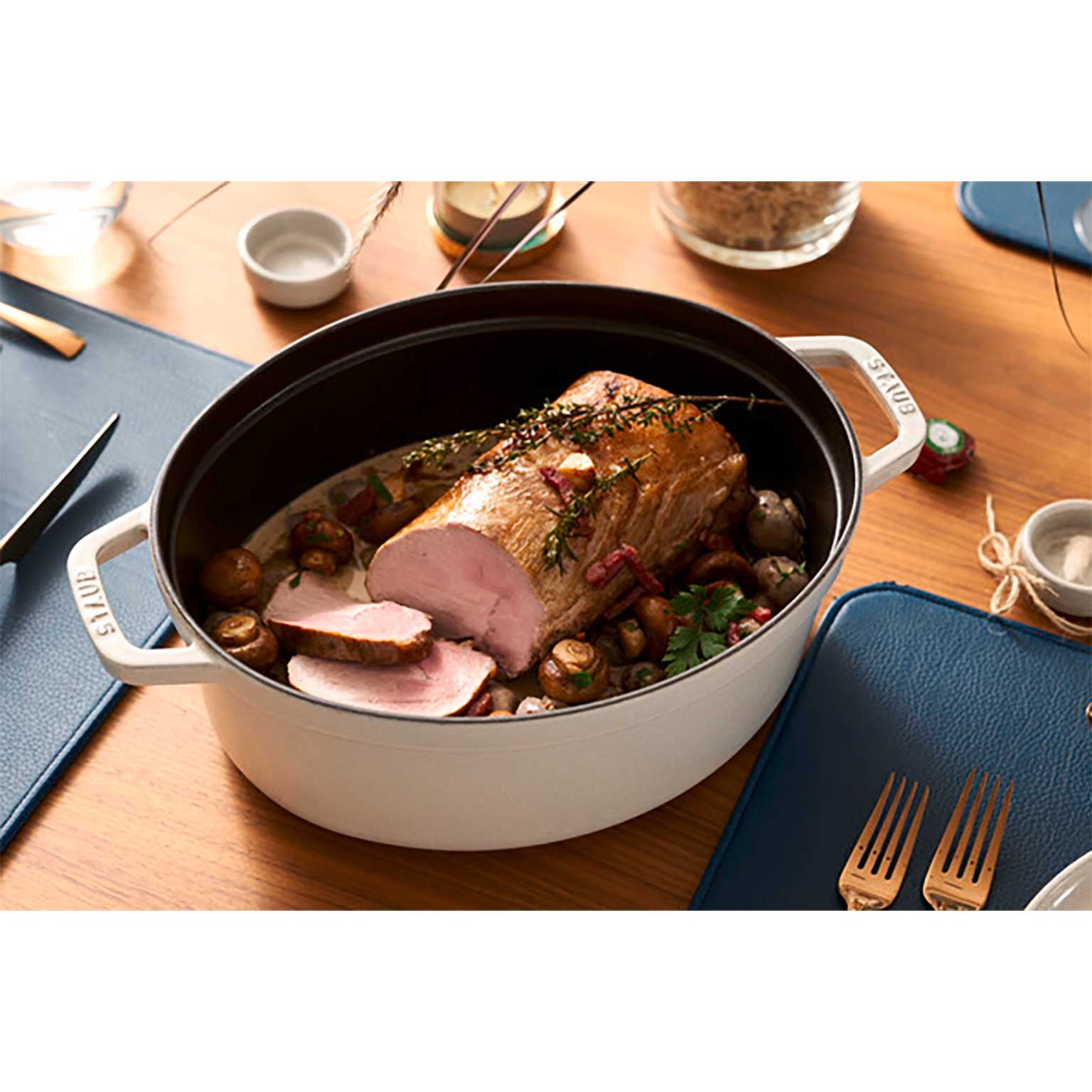 staub（ストウブ）ピコ・ココット オーバル カンパーニュ 23cm［取寄せ