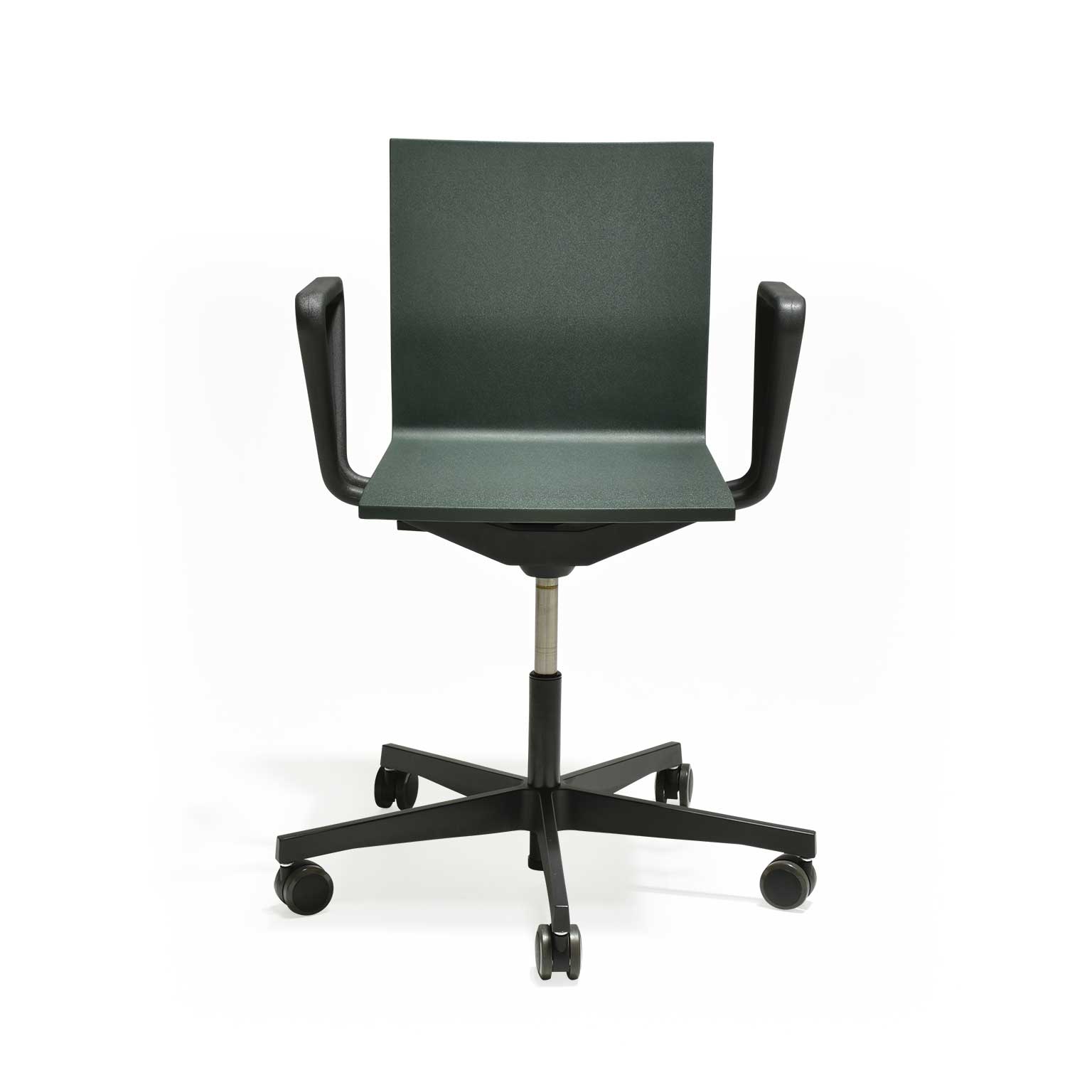 Vitra（ヴィトラ）.04 アームチェア | LIVING MOTIF｜家具・インテリア