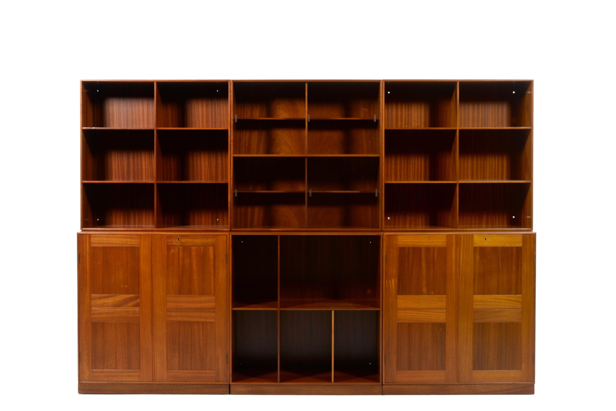 Mogens Koch Bookcase cabinet in Solid mahogany｜Luca Scandinavia