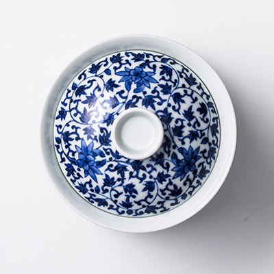 LUPICIA】有田焼 染付全面花唐草文 蓋碗 ありたやき そめつけぜんめん