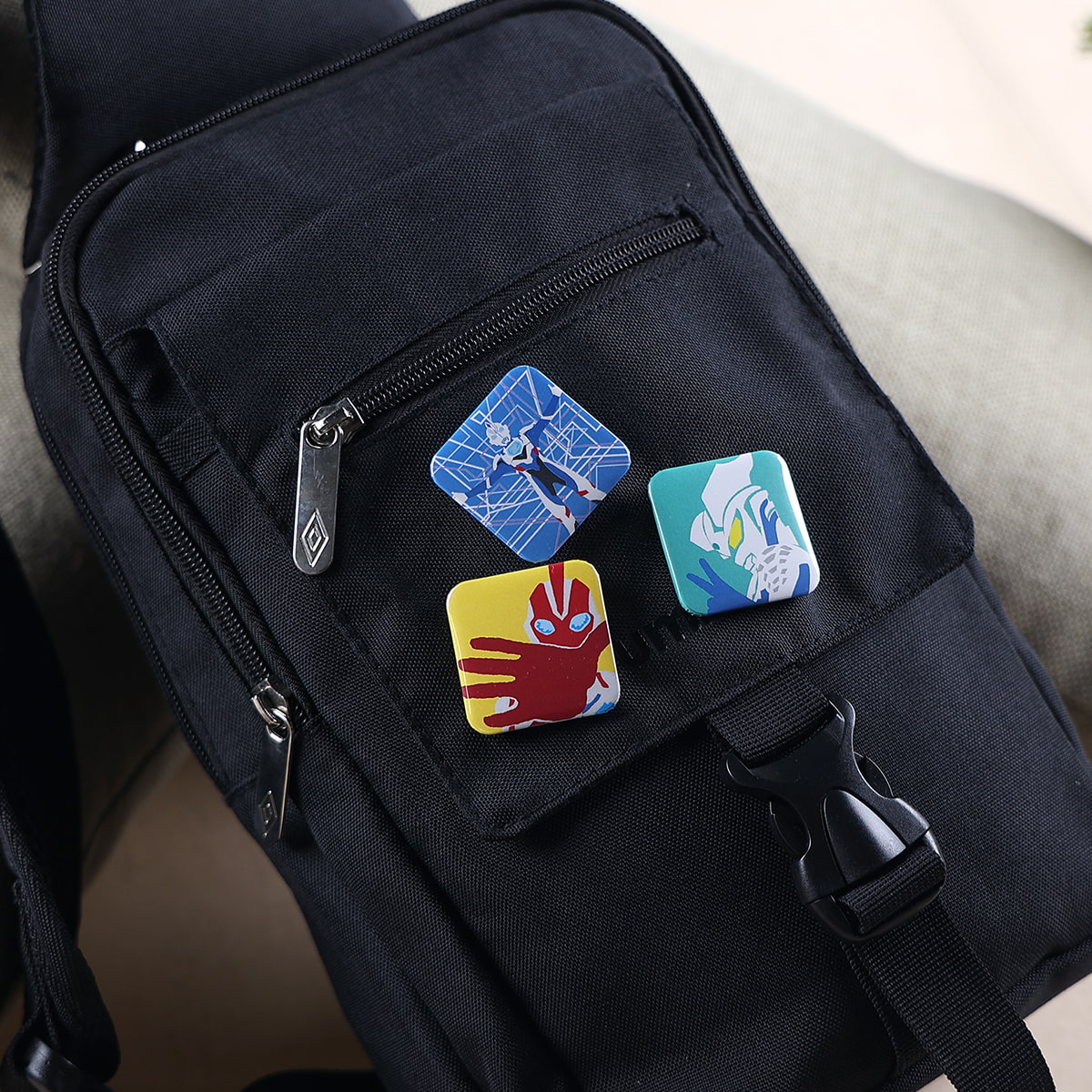 スクエア缶バッジコレクション iconic art 全18種 コンプリートセット