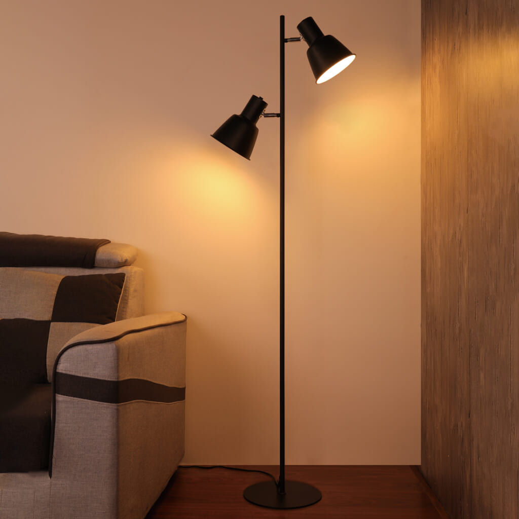 フロアライトの魅力！インダストリアルデザインの選び方 | おしゃれ