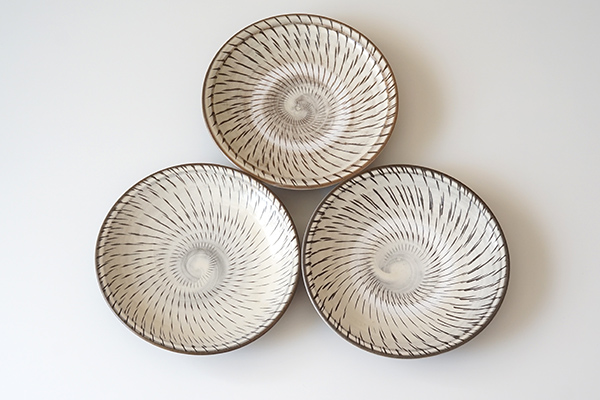 小鹿田焼 飛び鉋 7寸皿｜和食器の通販 monsen