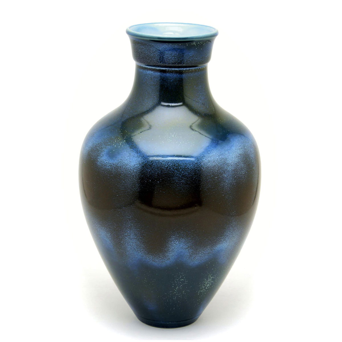 セーブル｜幻の陶磁器と称されるフランス国立陶磁器製作所工房の花瓶