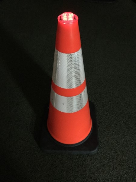 50個セット】ソーラー式点滅灯 ソーラースマートマーカー 赤 コーン用