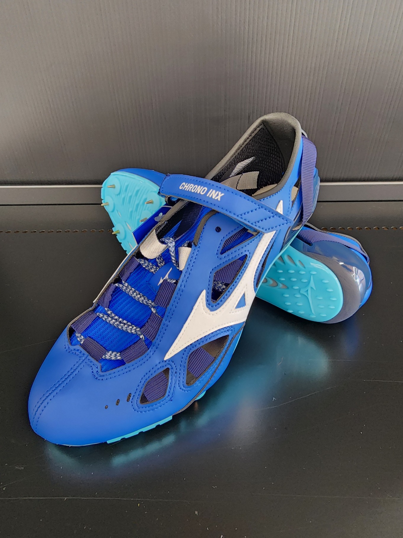 クロノインクス JAPAN (ブルー×ホワイト) U1GA241001 ユニセックス