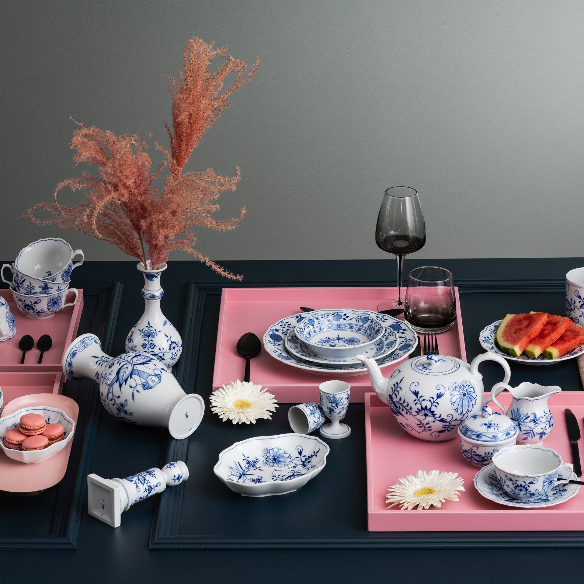 ドイツの名窯マイセン 日本公式サイト|Collections / コレクション