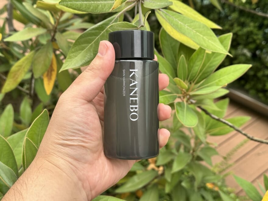 今話題「KANEBO」の闘う化粧水「スキン ハーモナイザー」がすごかった