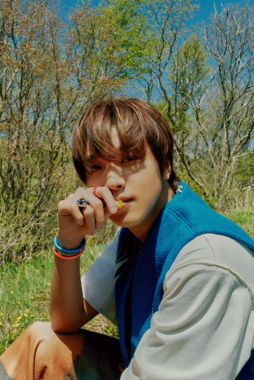 004 HAECHAN #ヘチャン】Check full of summer sparkle in celebration