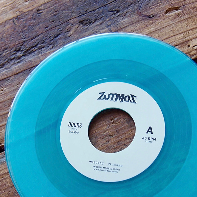 DOORS 7inch Single Record | メンズコスメ DOORS | 香る艶、香る男