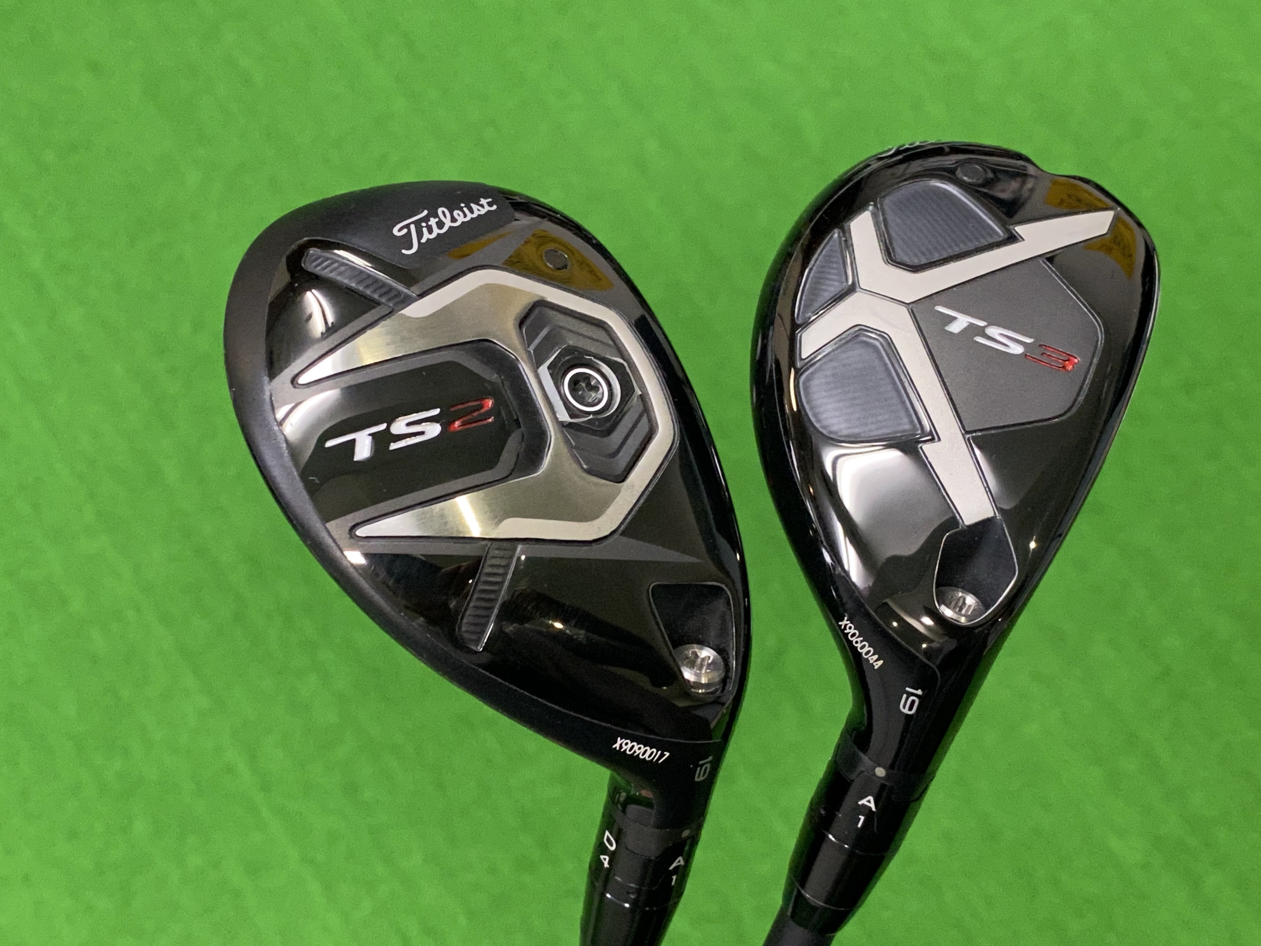 球筋を操作しやすい、アスリート向け中距離クラブ」タイトリスト TS2