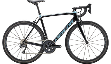 メリダ -MERIDA- | ラインナップ | ロードバイク | SCULTURA DISC 200