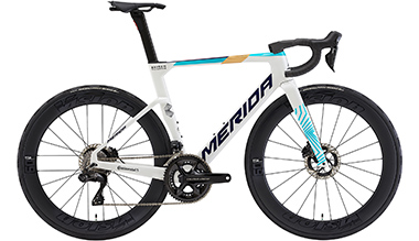 reacto_team_thumb.jpg?d=2024