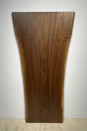 天然木 東京 新宿 東五軒町店展示 欅（けやき・ケヤキ）材 一枚板