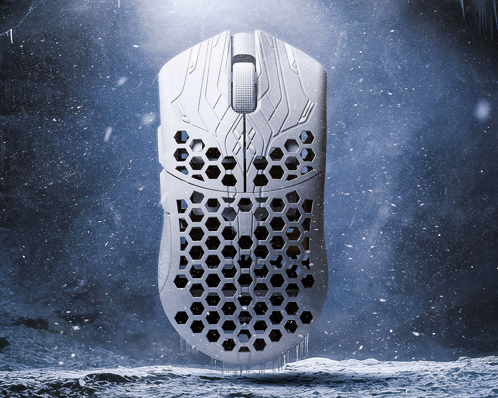 Finalmouse ULX Frostlord - Medium - MaxGaming.gg