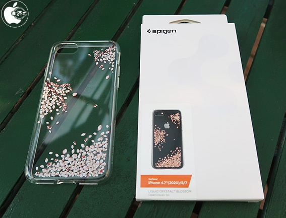 シュピゲンジャパンのiPhone SE (2nd generation)用ケース「Spigen