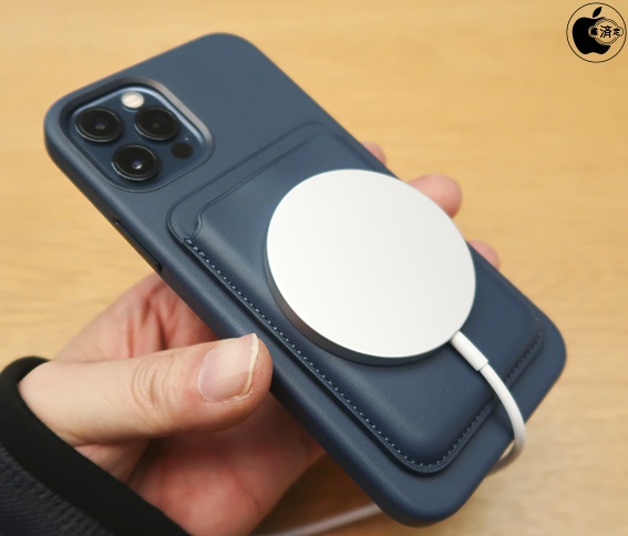 Apple、MagSafe対応レザーウォレット「Apple MagSafe対応iPhoneレザー