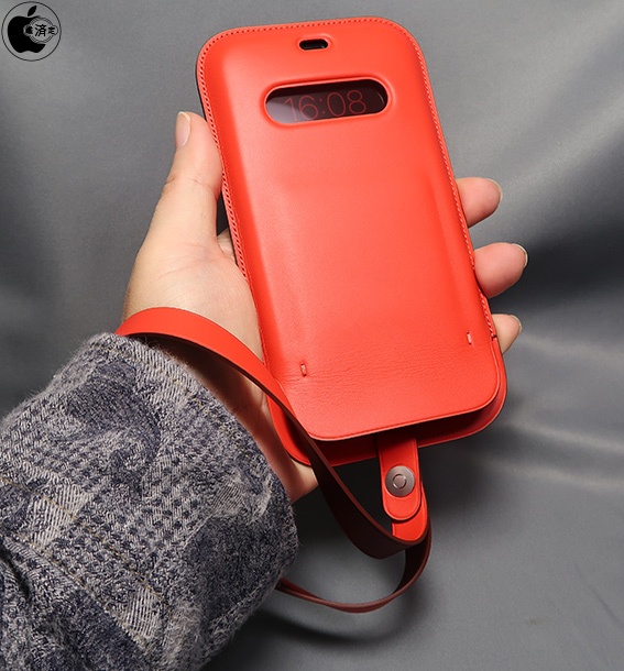 AppleのiPhone 12シリーズ用スリーブケース「MagSafe対応iPhone 12