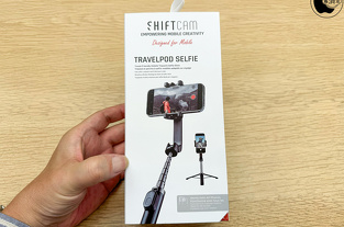 Apple Store、ShiftCamのモバイルバッテリー&Qiワイヤレス充電内蔵
