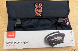 Apple Store、Bellroyの13インチ/14インチ用スリーブケースの巳年