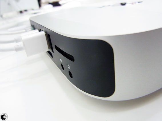 4年半ぶりにデザインが一新された、Mac mini (Mid 2010) フォト