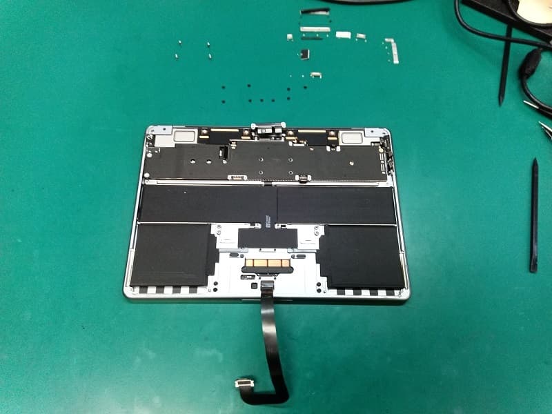 MacBookAir 13inch M2 2022 バッテリー交換 | Mac修理はMacLab