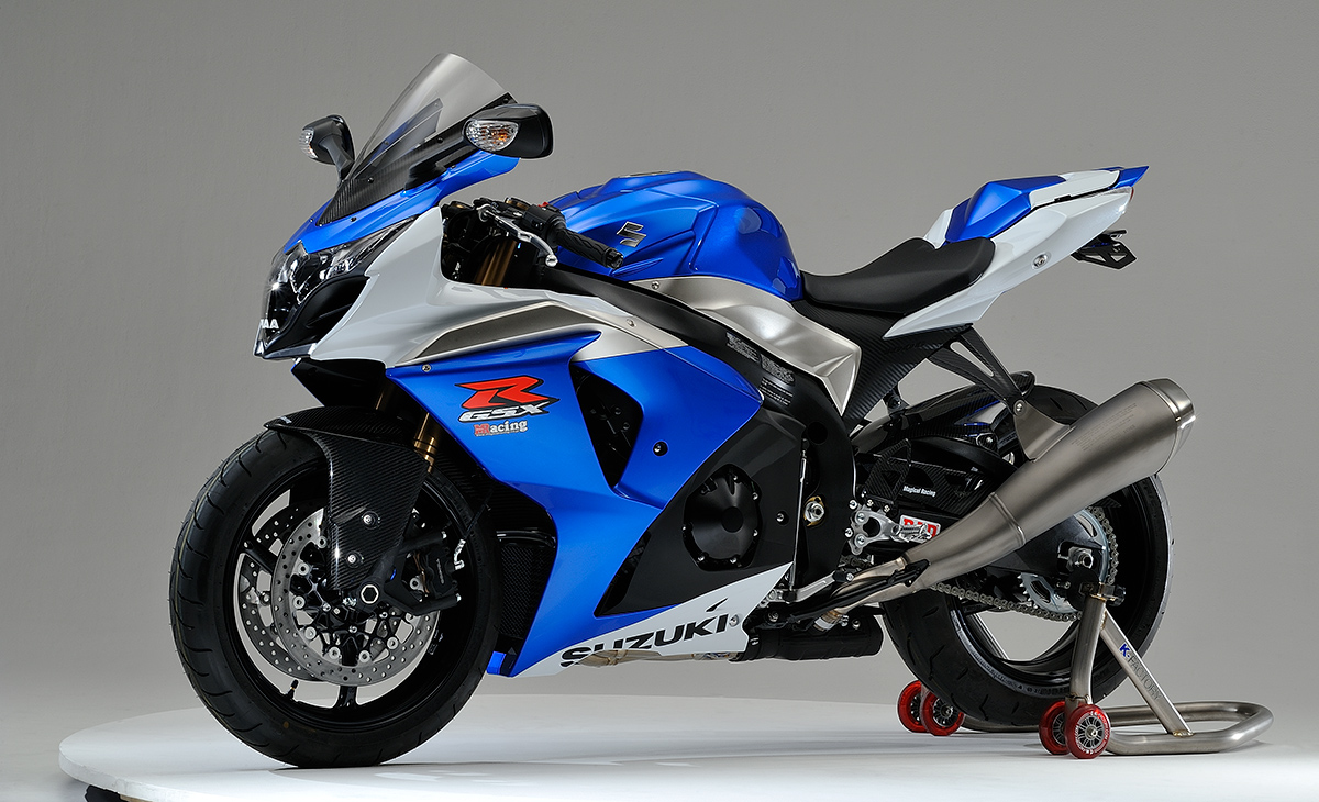 Magical Racing（マジカルレーシング） アンダーカウルトレイ 素材