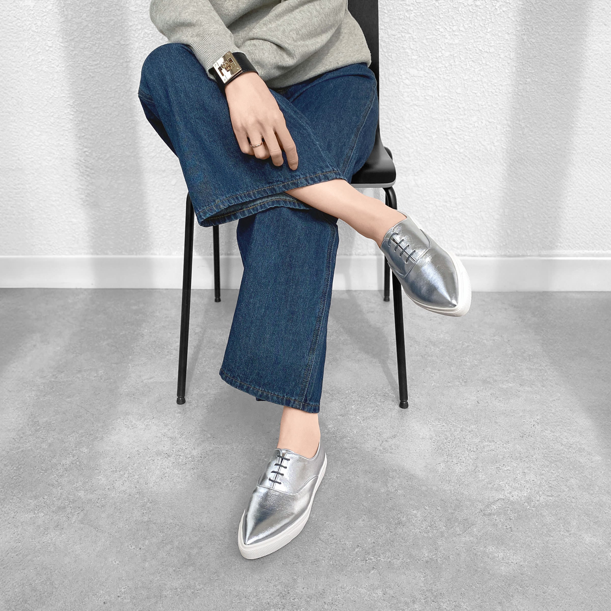 2026SSBI：オックスフォード スニーカー（m1002）シルバー – mamian