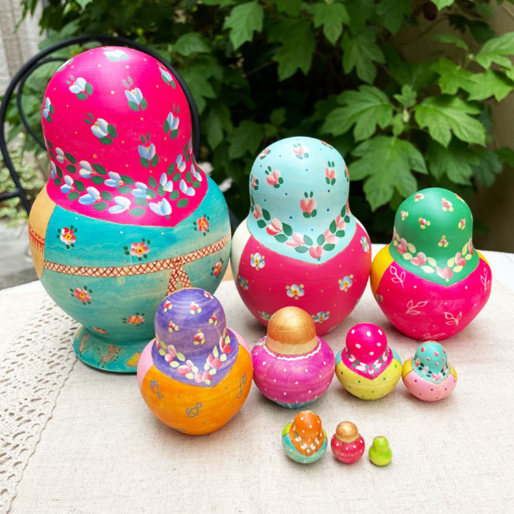 ロシア雑貨店マリンカ / リューバ・ブジキナ作 マトリョーシカ na099-10p