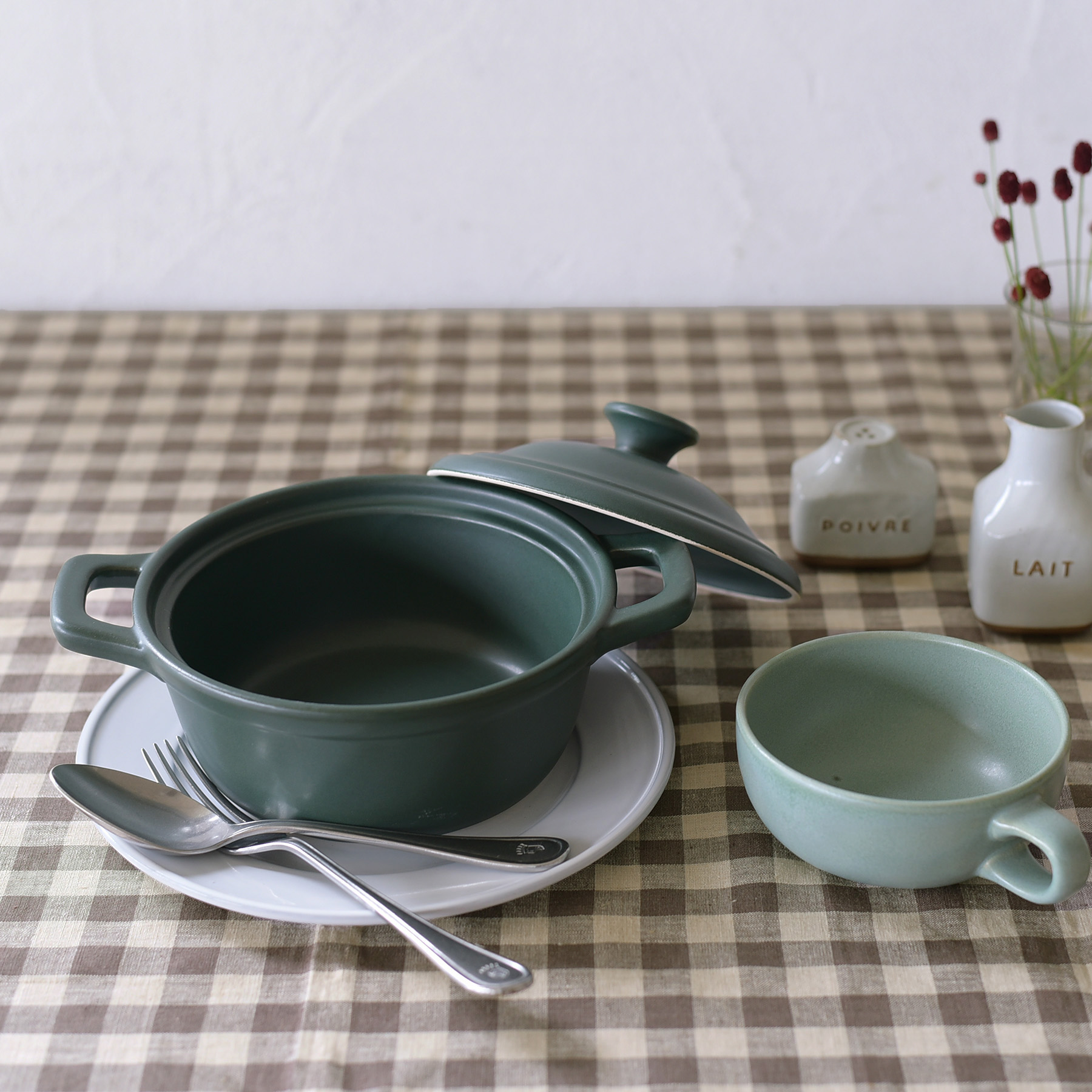 スタジオ エム :: テーブルクロス :: クルート(茶) テーブルクロス