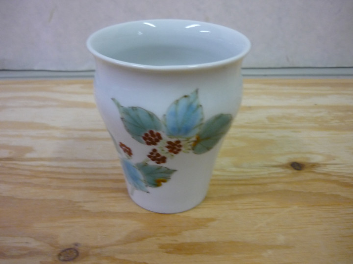 平野 由佳 Yoshika Hirano | 九谷焼のマルサン宮本本店 金沢、石川の