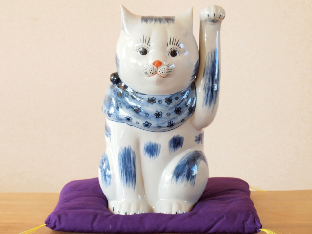 九谷焼 陶幸 マルヨネ】 10号招き猫 染付 右手・左手各 幅18×奥18×高