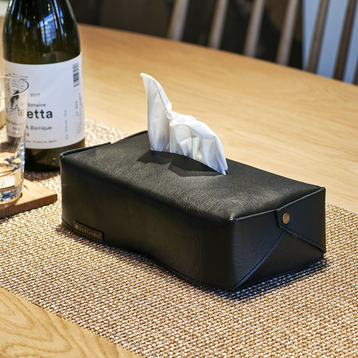 新商品】経年変化を愉しめる、本革のティッシュカバーを発売 / NEWS