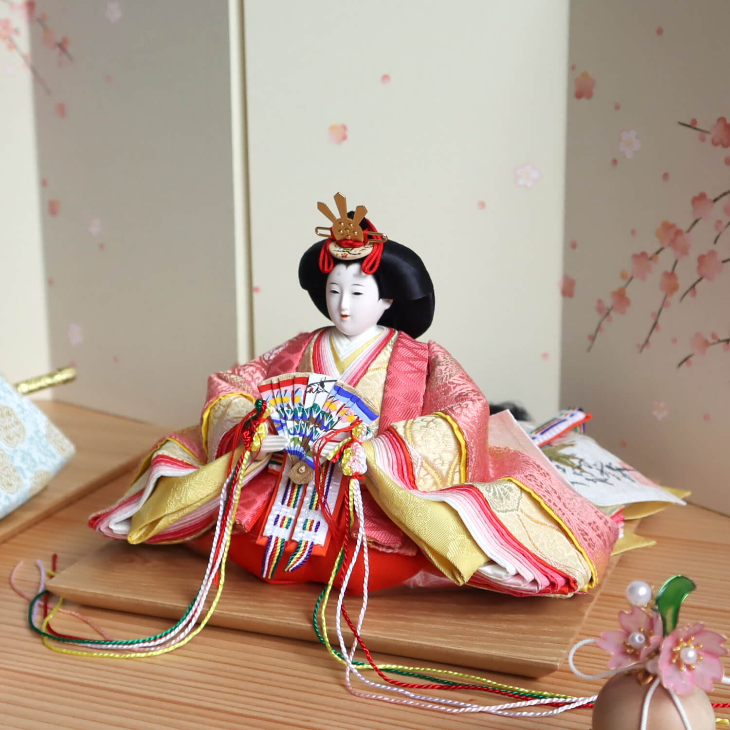 雛人形 大橋弌峰作 京都 芥子 正絹西陣織有職雛 24cm「福梅」二曲一双