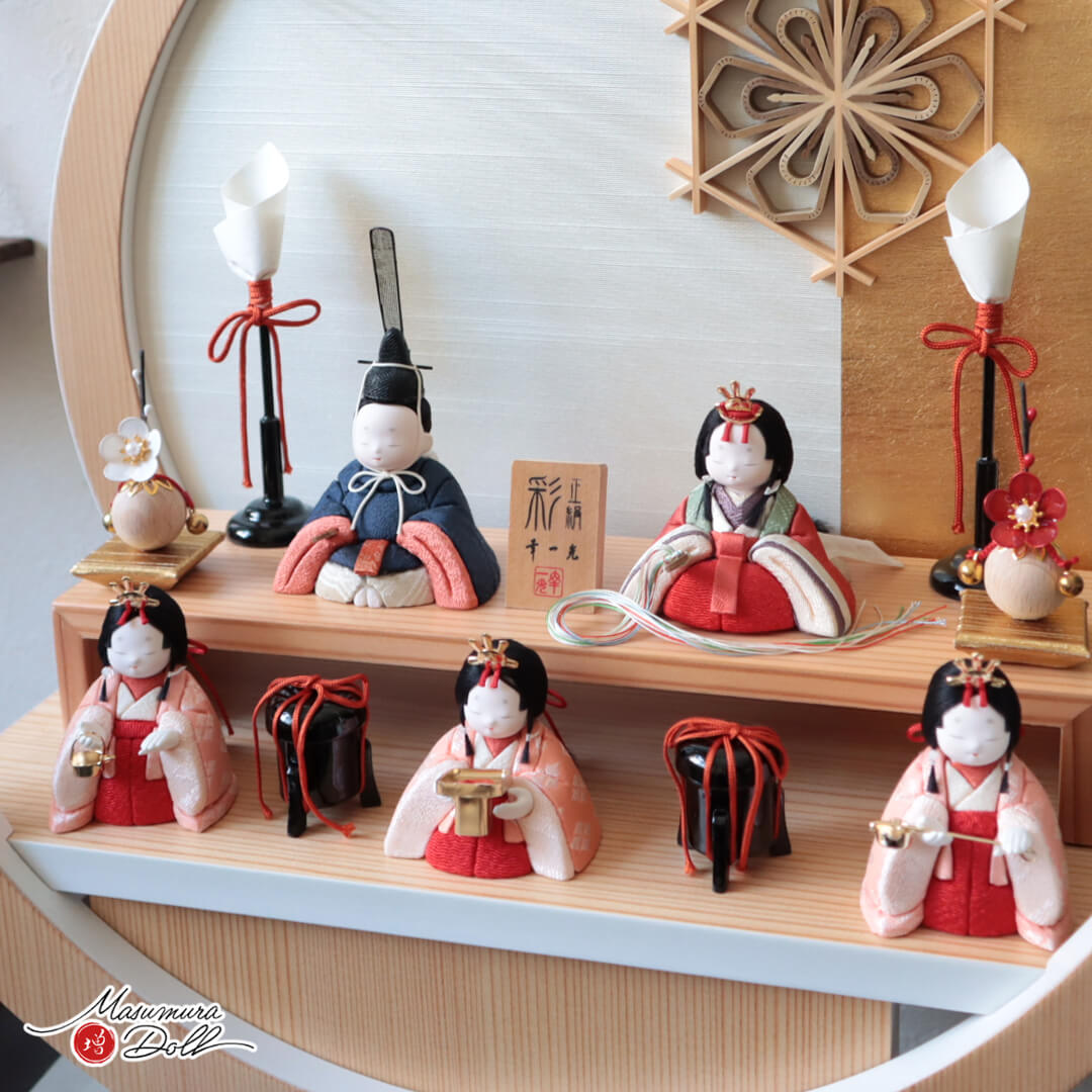 白蛇抜け殻入り】オルゴナイトおひなさま＊雛人形＊台座／おまけ付き