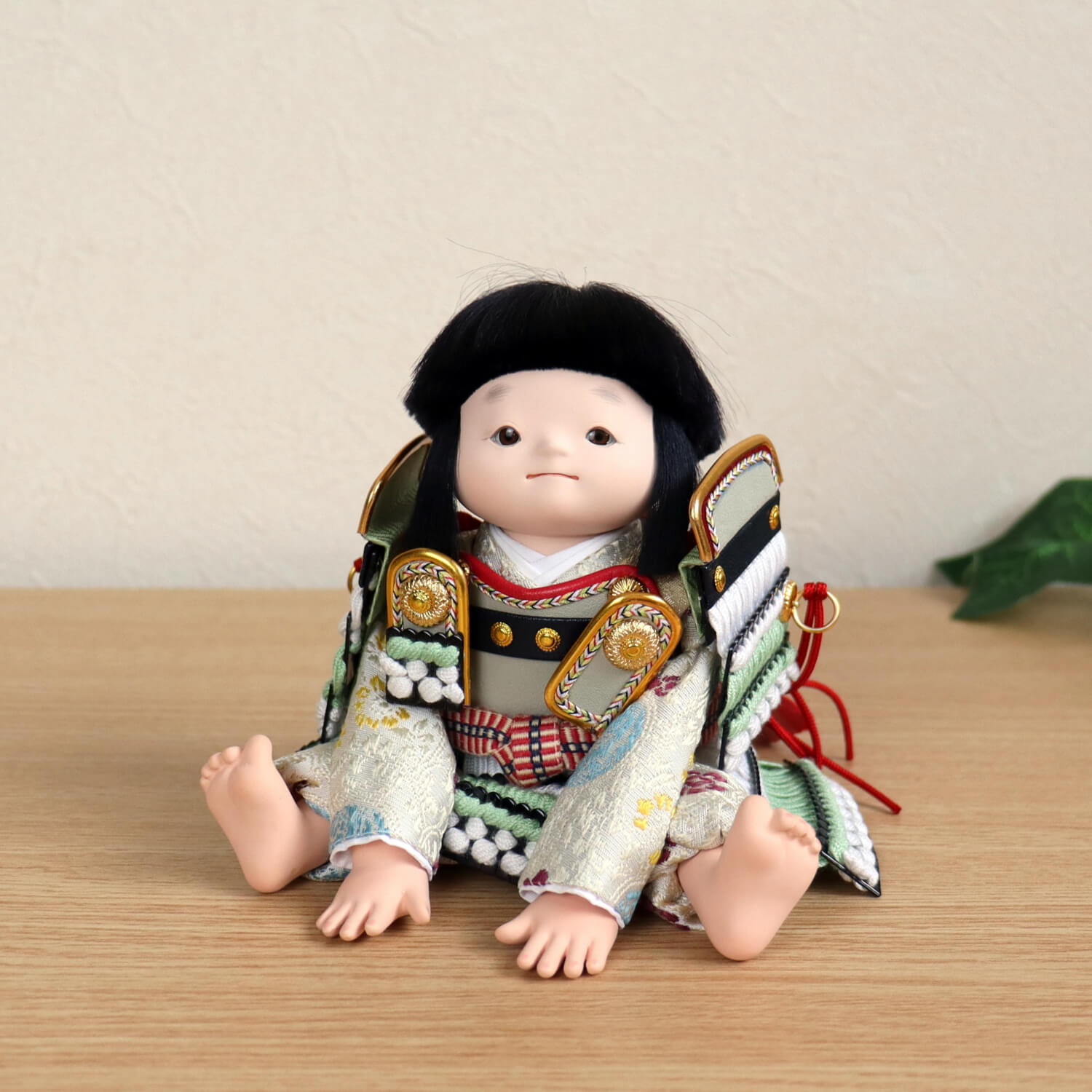 幸一光作 鎧着座り大将「碧」正絹淡萌葱糸縅 正絹西陣織鳳凰丸紋 日本