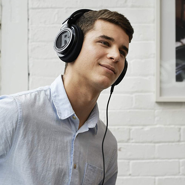 Philips(フィリップス) ／ SHP9500 (Black) HiFi ステレオヘッドホン