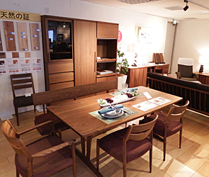 ドマーニ：カリモク家具最高級ブランド：日本橋ショールームご招待販売