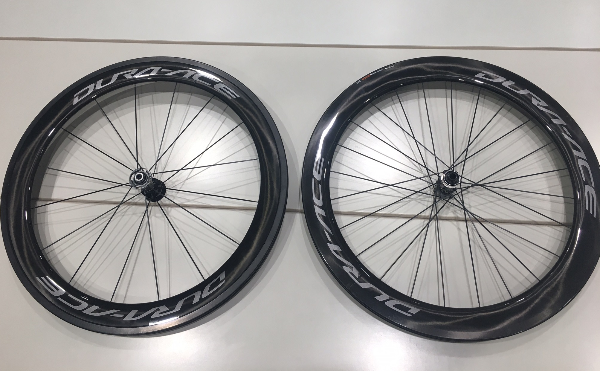 SHIMANO】デュラエース ディスクブレーキ仕様のホイール 入荷しました