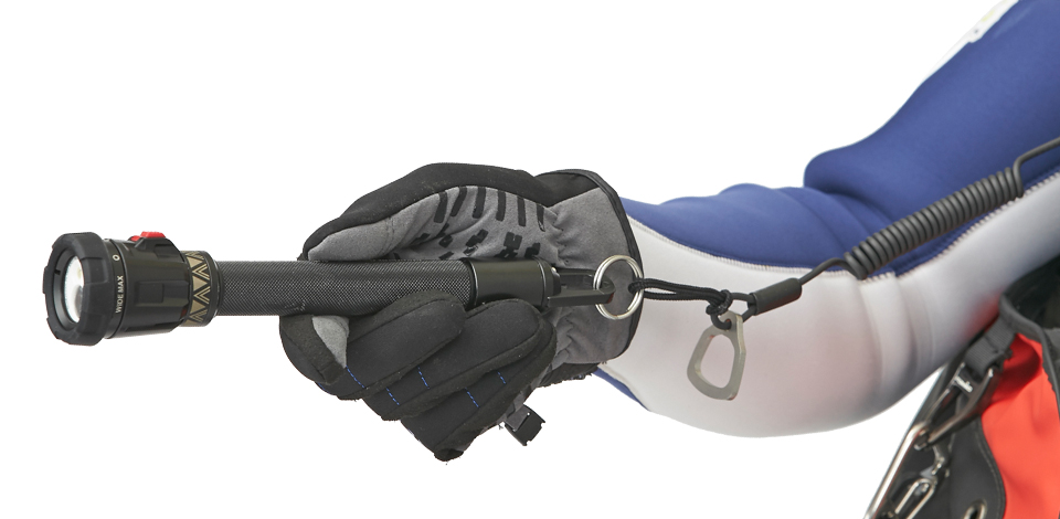 あなたの潜り方に最適なダイビング器材を選ぶ32のポイント | mic21