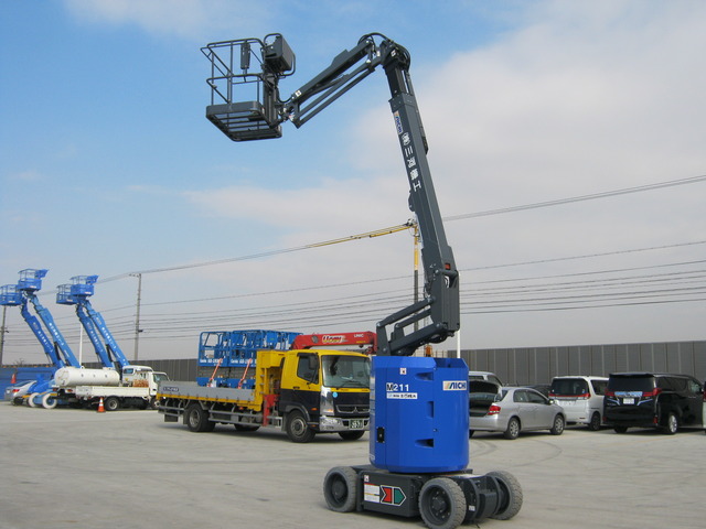 屈伸式高所作業車 8．8M | レンタルはカイノス／建設機械器具の