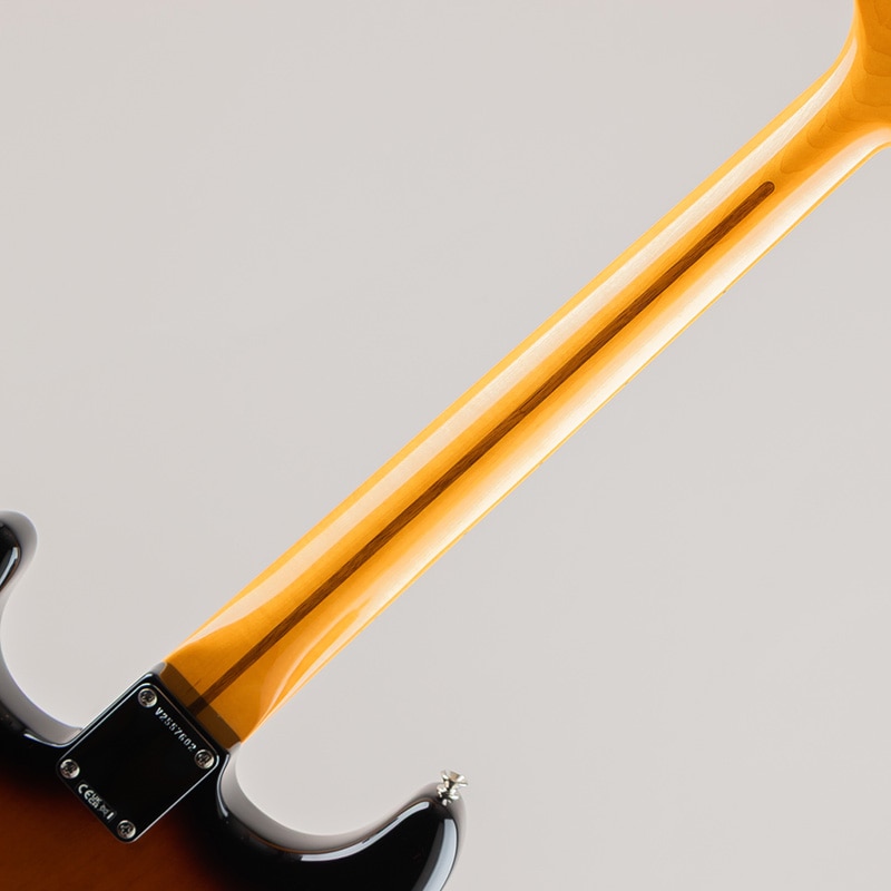 American Vintage II 1957 Stratocaster/2-Color Sunburst/Maple