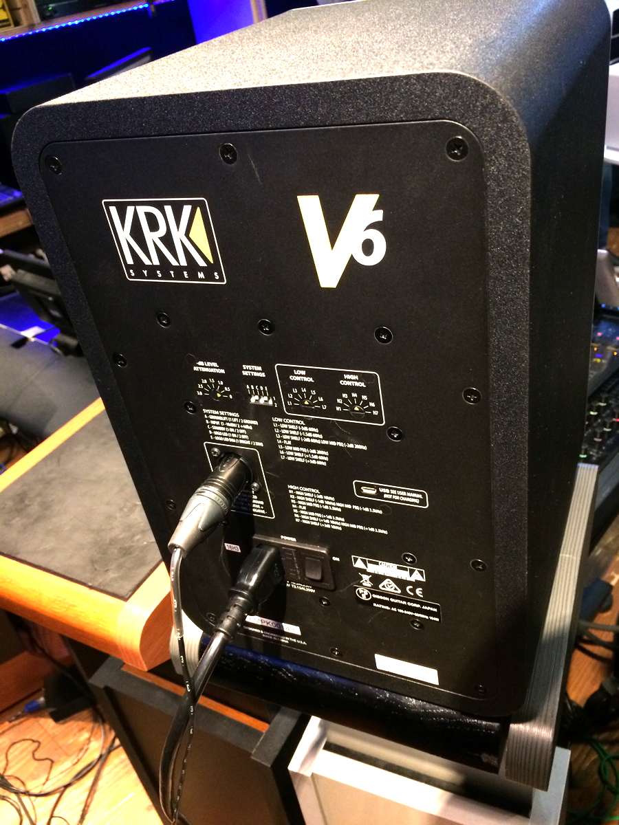 進化したKRK 新Vシリーズ / Rock oNスタッフのインプレッションは