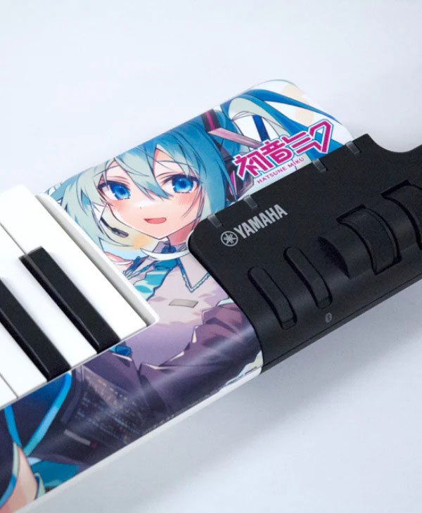 YAMAHAのボーカロイドキーボードに、完全受注生産の初音ミクモデル