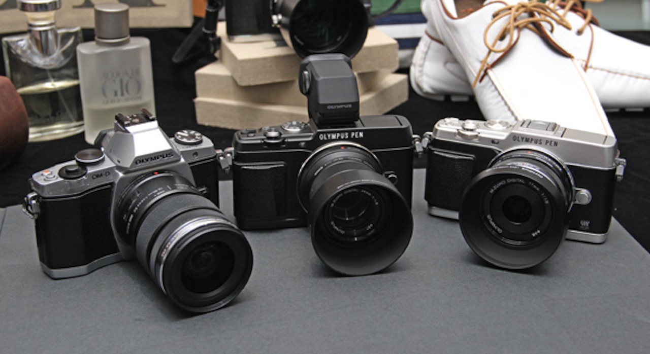 Should I buy the OM-D E-M5, or wait for the new E-P5?