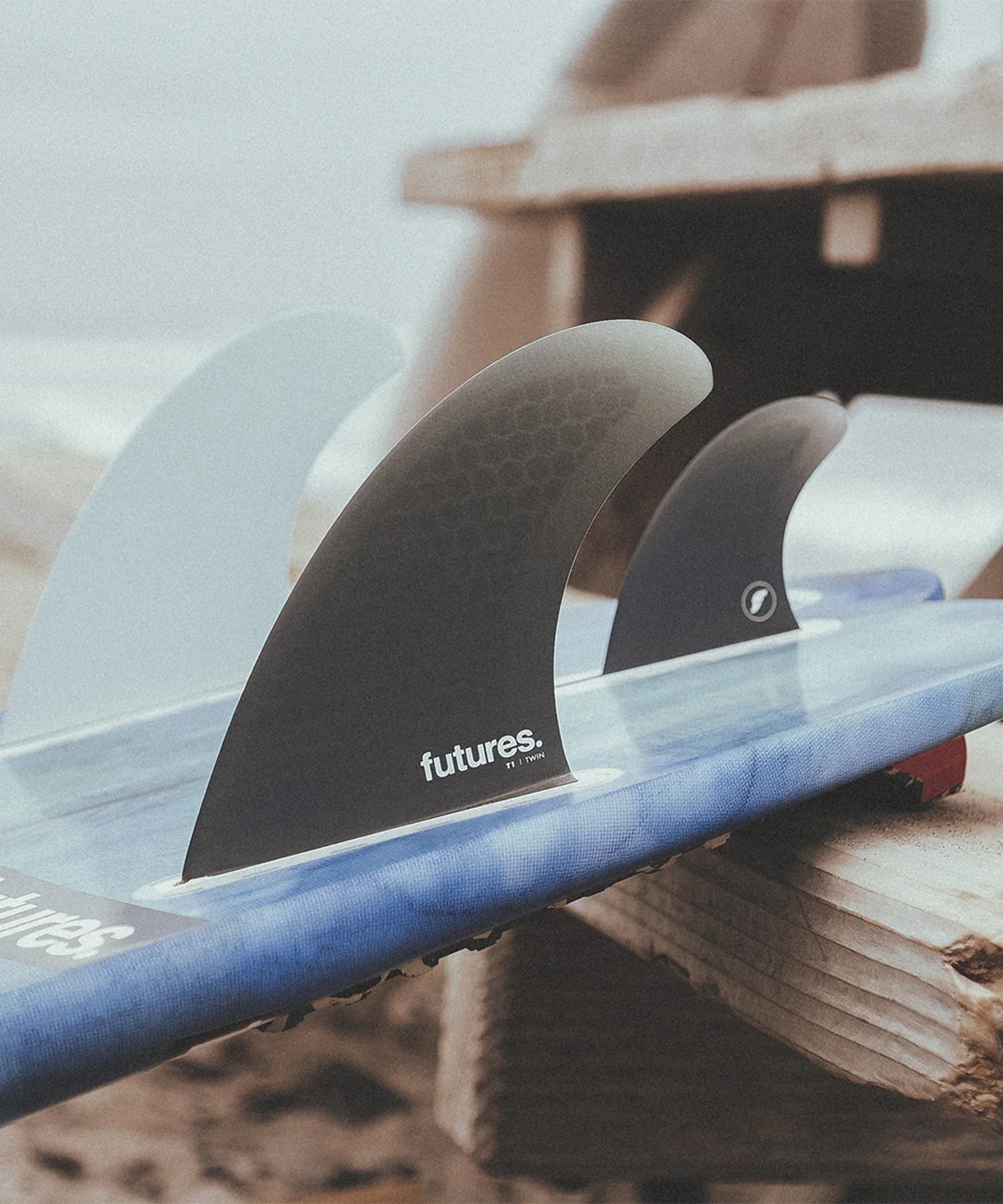 FUTURES フューチャーズ T1 2＋1 TWIN＋STAB ツイン サーフィン フィン